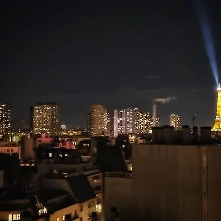 Apartment Spacious Cocoon With View Of The Eiffel Tower *